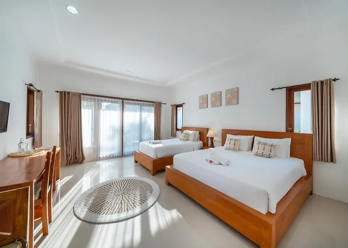 ホテル Nusa Indah Onai 3*